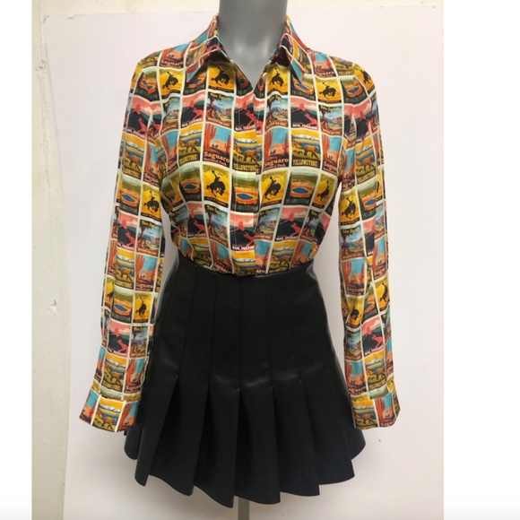 Alice + Olivia Western Postcard with Tag Print Silk Shirt Button-down Top - Picture 7 of 15